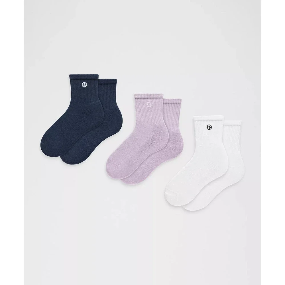 Lululemon-Unisex Daily Essential Quarter Socks 3 Pack